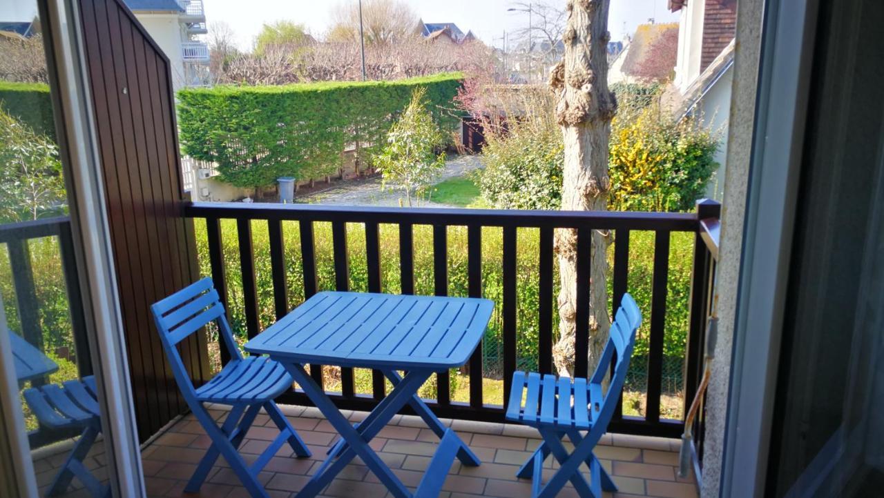 Charmant 2 Pieces A 5 Mn A Pied De La Mer Cabourg Exterior foto