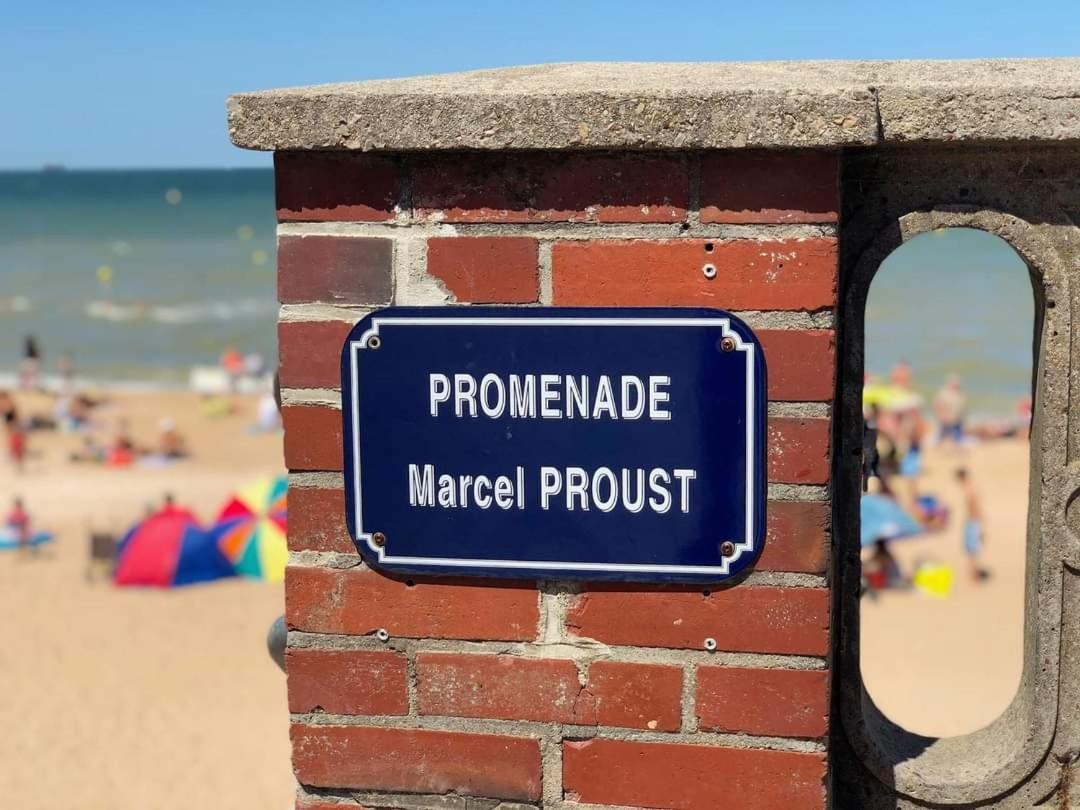 Charmant 2 Pieces A 5 Mn A Pied De La Mer Cabourg Exterior foto
